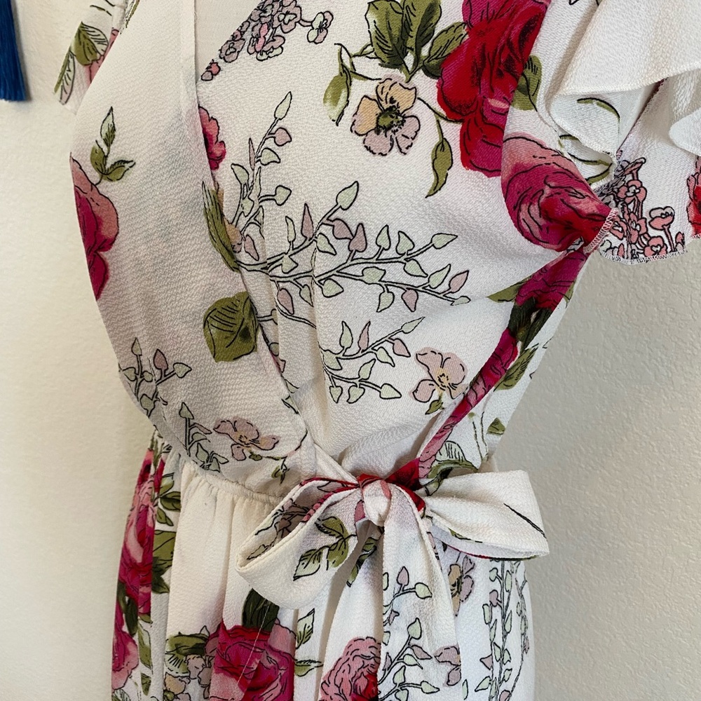 Floral dress size medium elastic waist